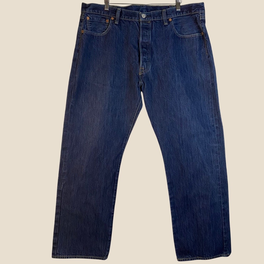 Levi's 501 Original Fit Jeans Mens 40x30‎ Dark Wash Blue Button Fly Denim 501s